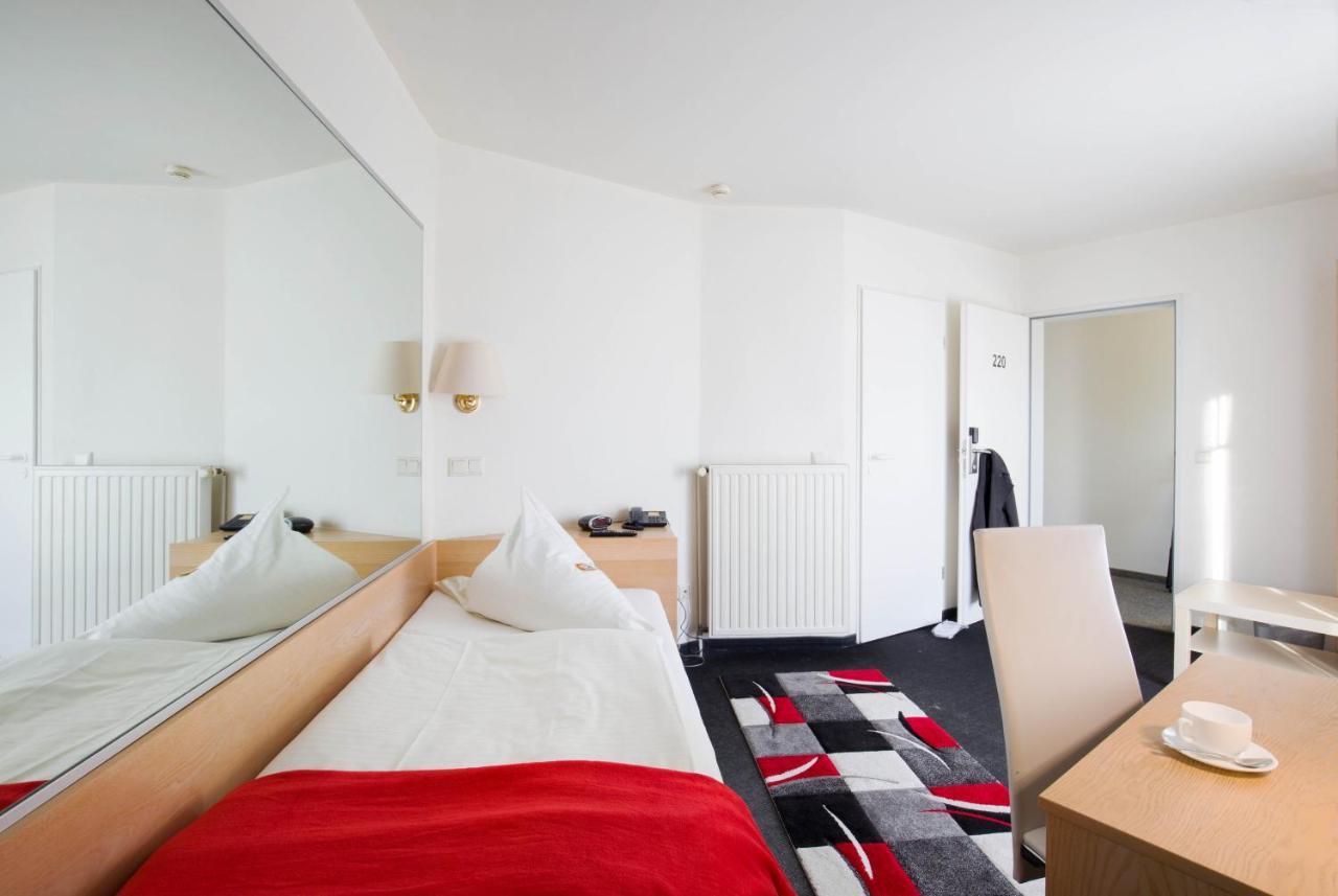 Hotel Moerser Hof Kültér fotó